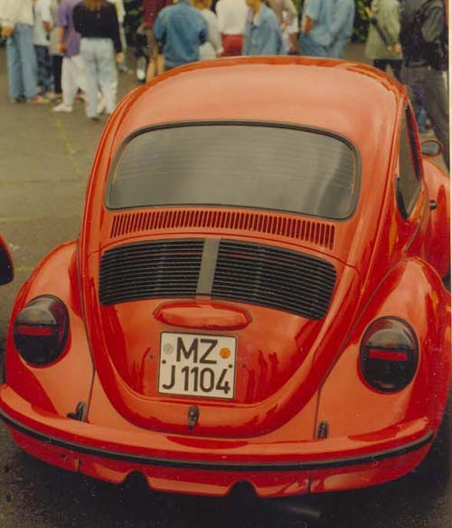 Porsche 911 Kühlergitter auf Käfer Motorhaube