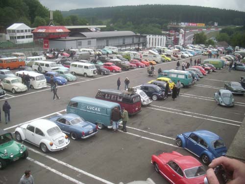 Ausstellung diverser luftgekühlter Fahrzeuge Ausstellung diverser luftgekühlter Fahrzeuge