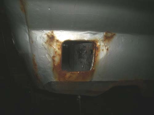Rost unter Spachtelmasse Rost unter Spachtelmasse
