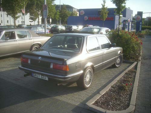 BMW E21 323i BMW E21 323i