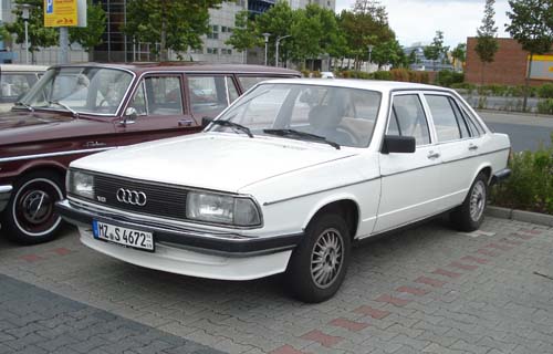 Audi 100 Typ 43