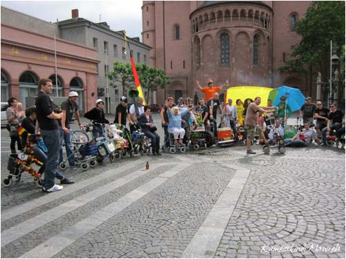 2. internationaler Rollator Flashmob Mainz 2012