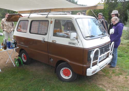 Daihatsu S60 Microbus