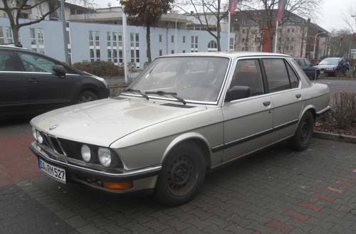 BMW E28